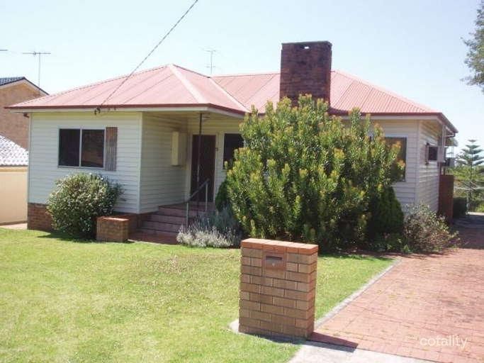 9 Mcmahon St, Fairy Meadow, NSW 2519