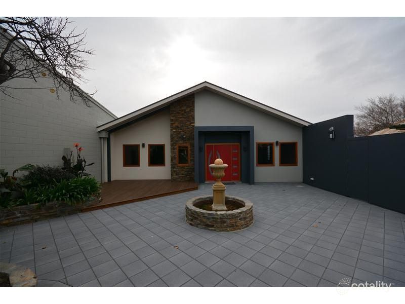 40 North Tce, Port Elliot, SA 5212