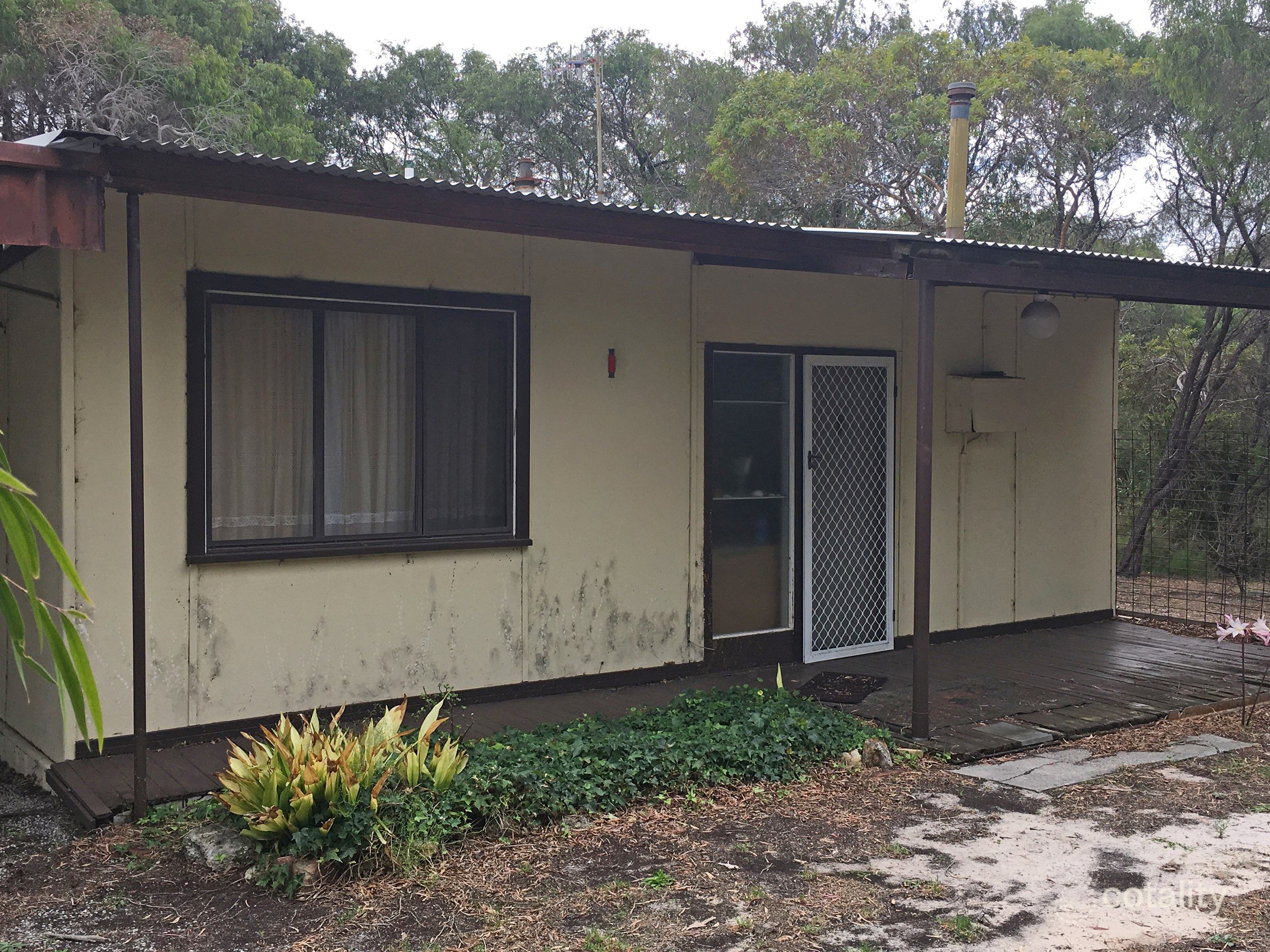 1 Biddy Cres, Bremer Bay, WA 6338