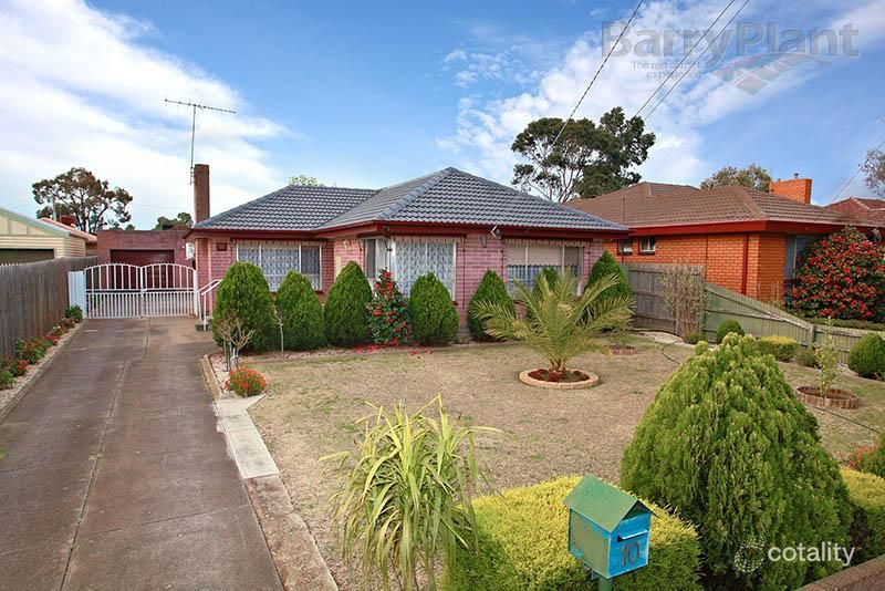 10 First Ave, Melton South, VIC 3338