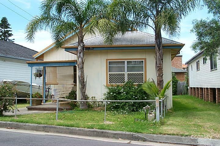 8 Chester Lane, The Junction, NSW 2291