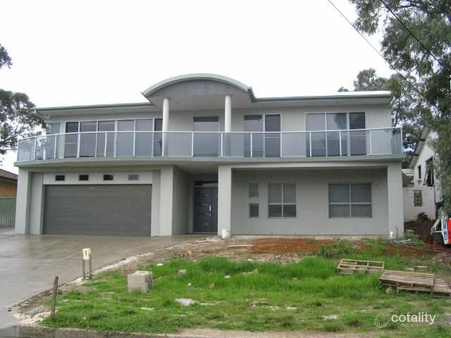 54 Rushton Dr, Kanahooka, NSW 2530