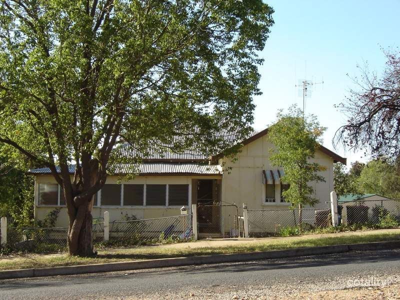 121 Bank St, Molong, NSW 2866