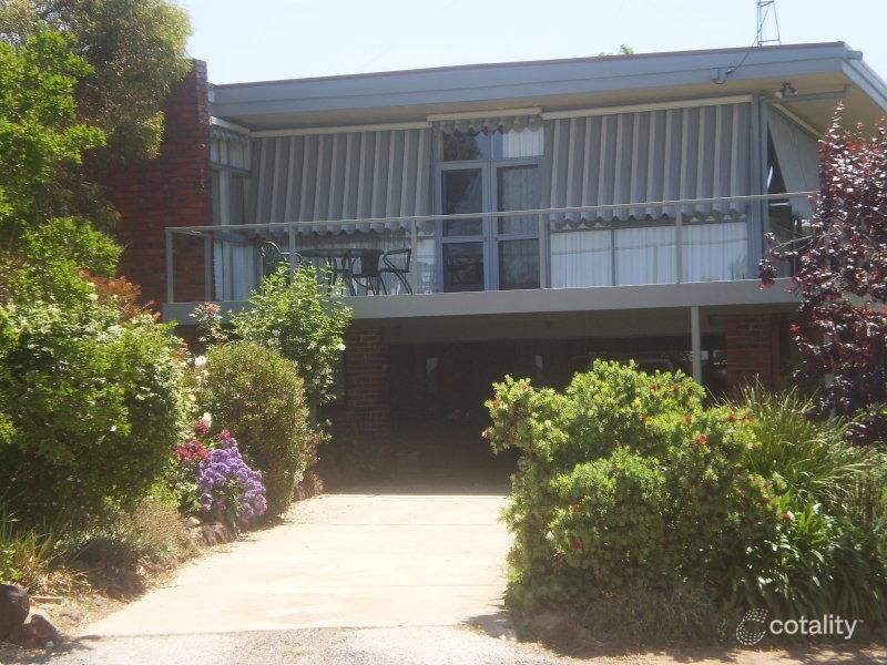 34 Lake View St, Boort, VIC 3537