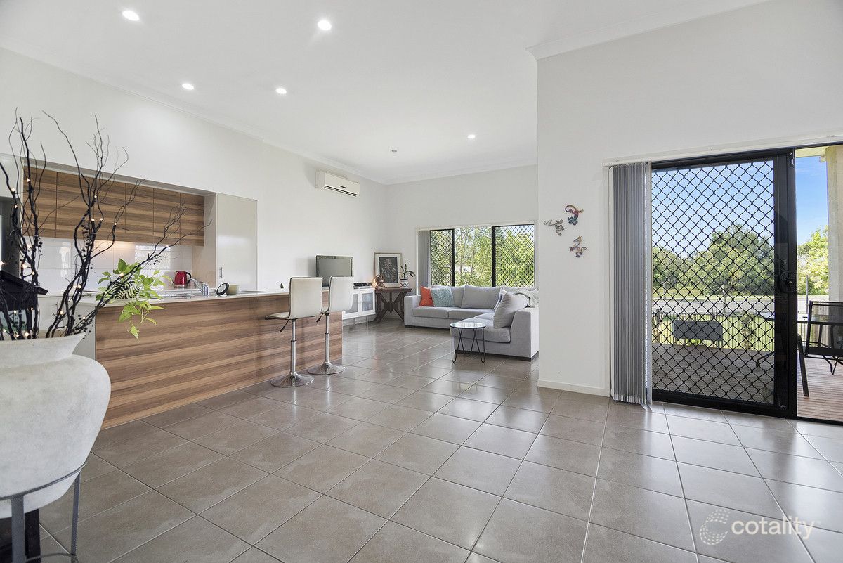 6 Riverbreeze Cres, Maudsland, QLD 4210