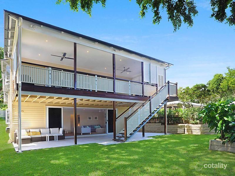 64 Raff Ave, Holland Park, QLD 4121