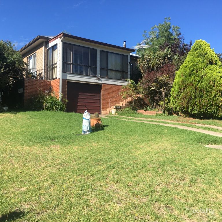 163w Evans St, Walcha, NSW 2354
