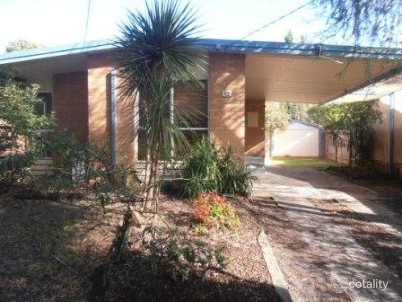 32 Hoya Cres, Frankston North, VIC 3200