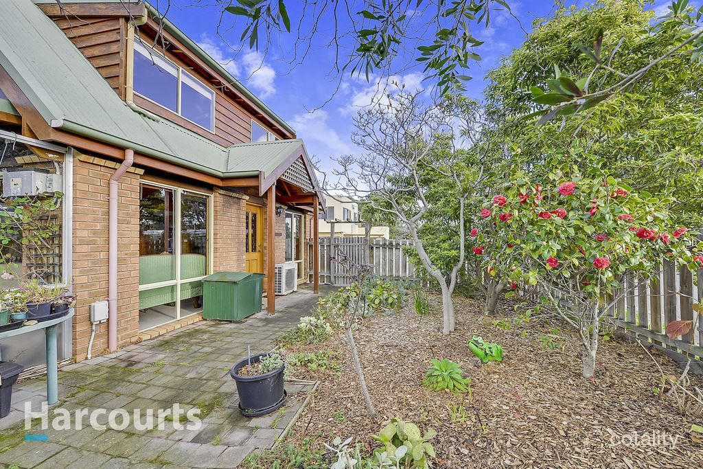 1/2 Alamein Ave, Bellerive, TAS 7018