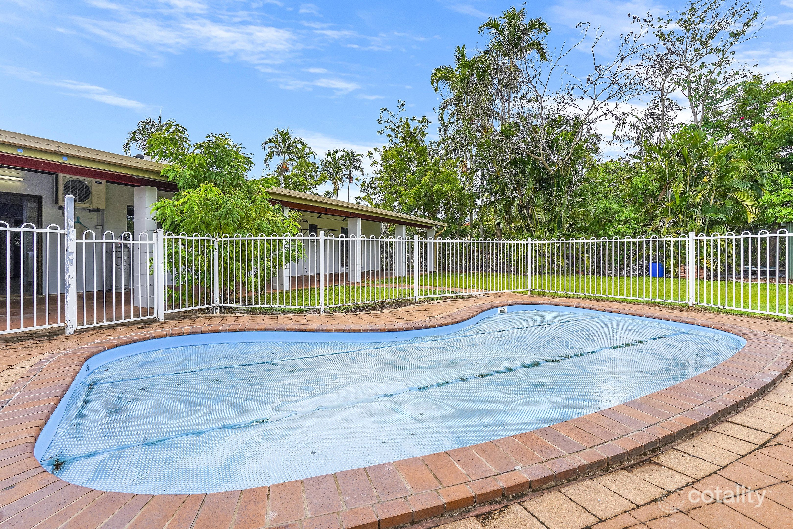 9 Lakes Cres, Marrara, NT 0812
