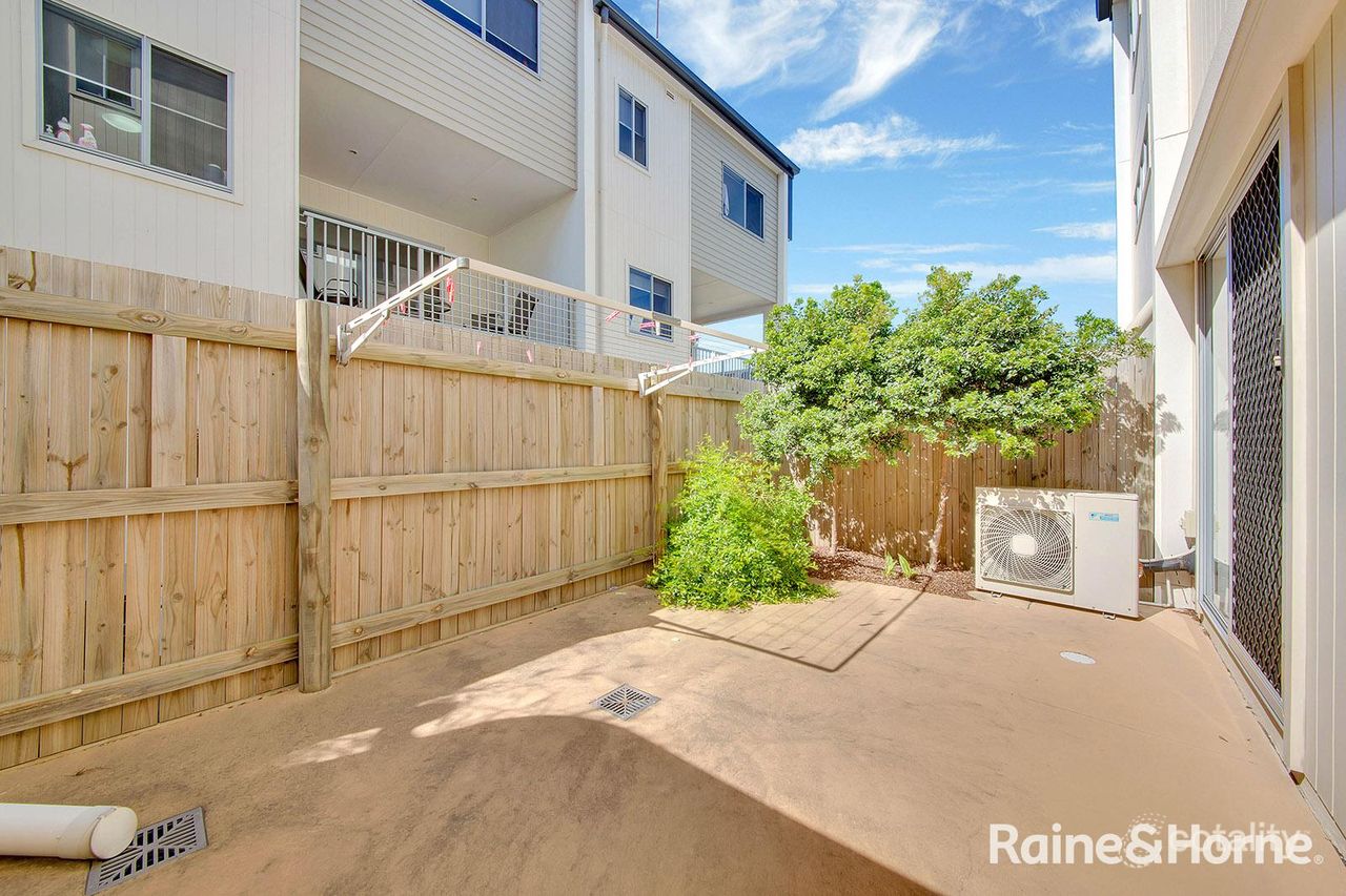 11/7 View St, West Gladstone, QLD 4680