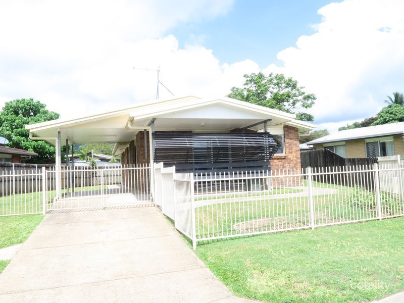 43 Frances St, Mooroobool, QLD 4870