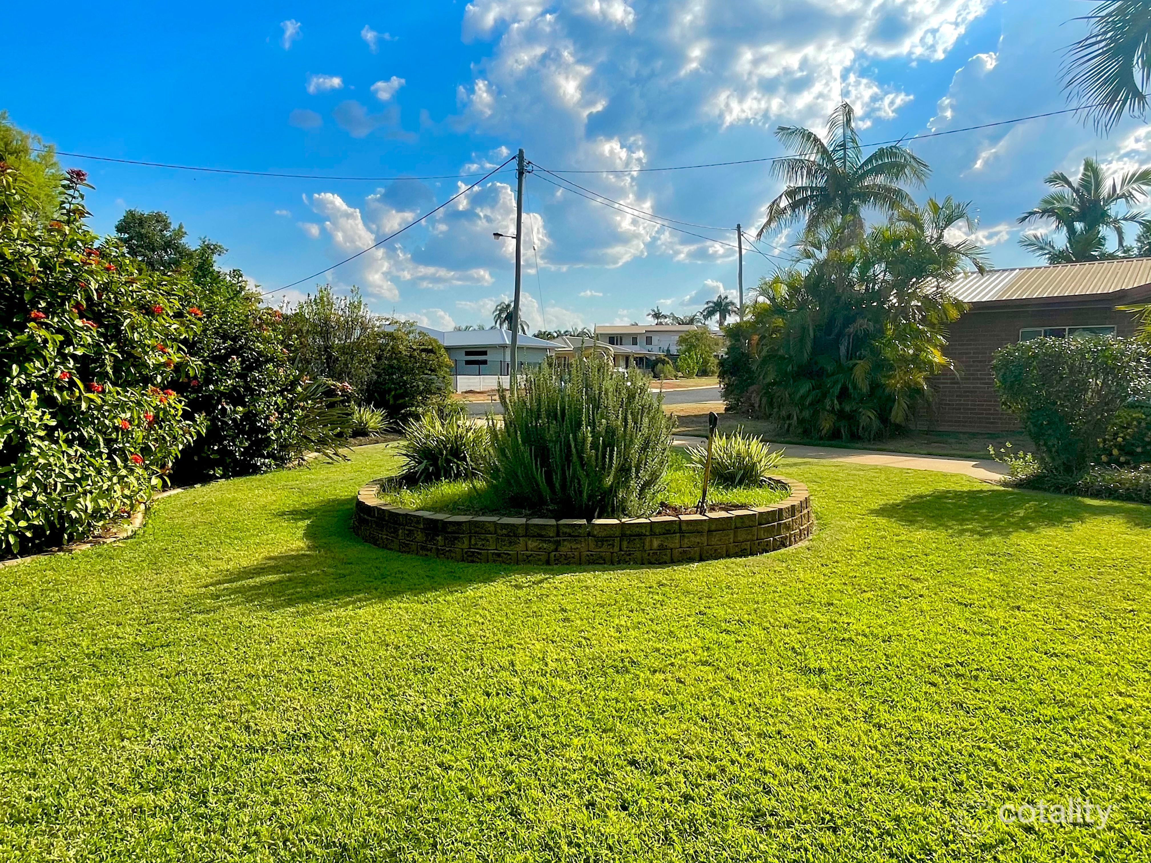 33 Flight Dr, Moranbah, QLD 4744