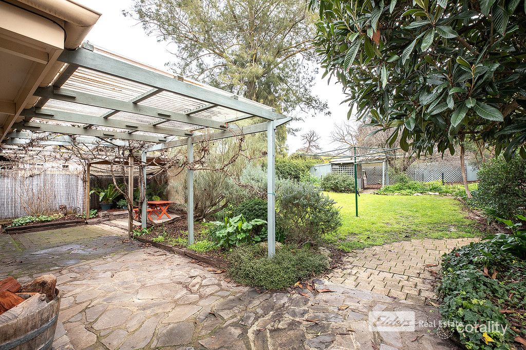 20 Memorial Dr, Naracoorte, SA 5271