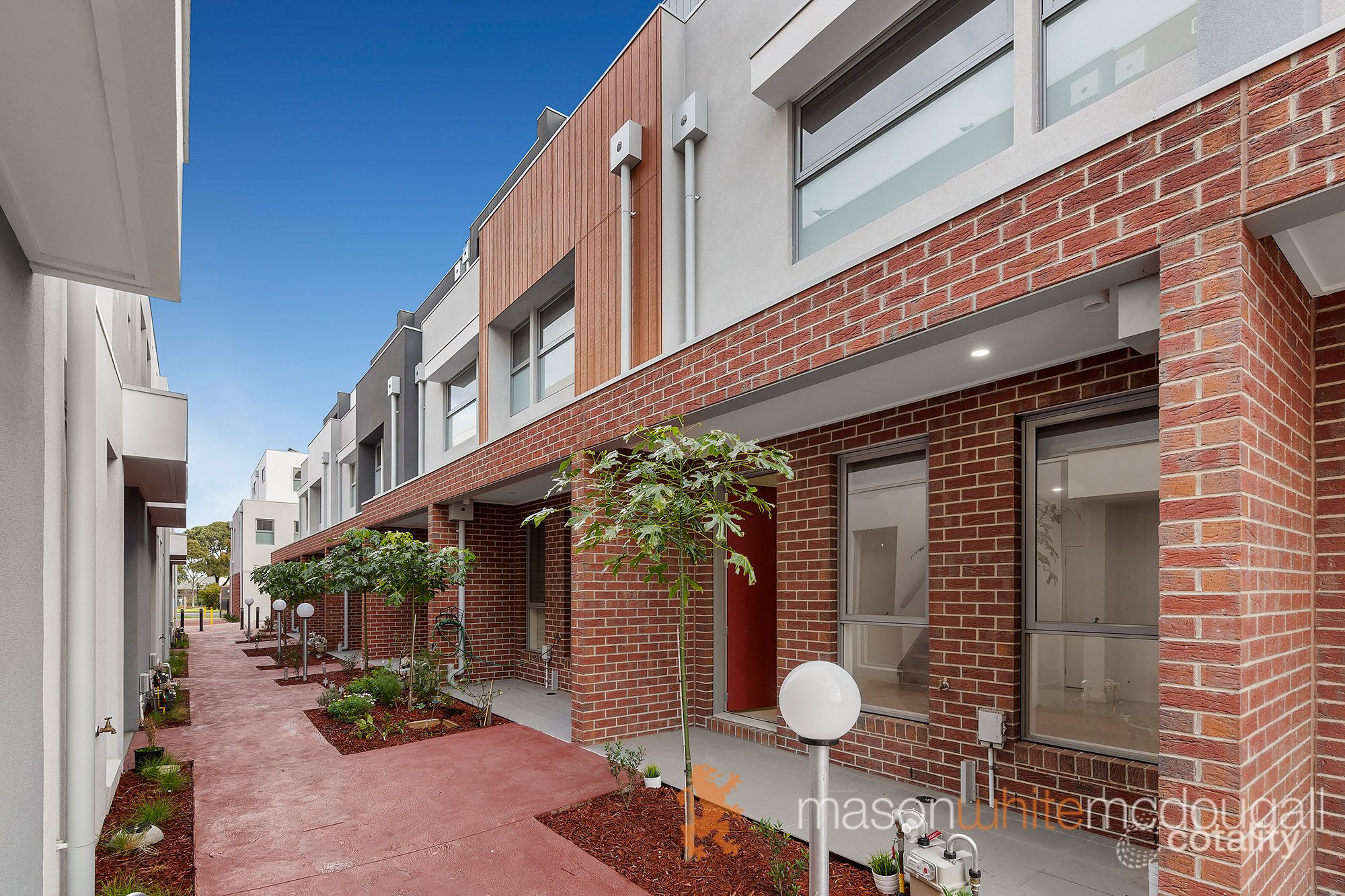 12/11 Riverside Dr, South Morang, VIC 3752