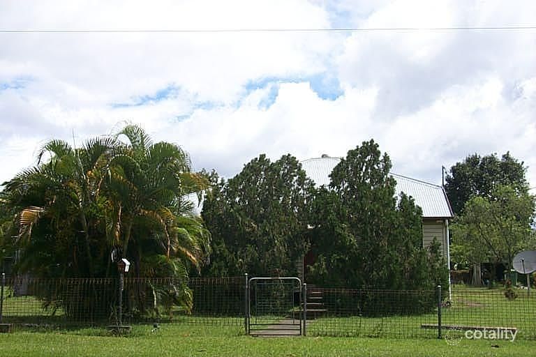 11 Simmonds St, Gordonvale, QLD 4865