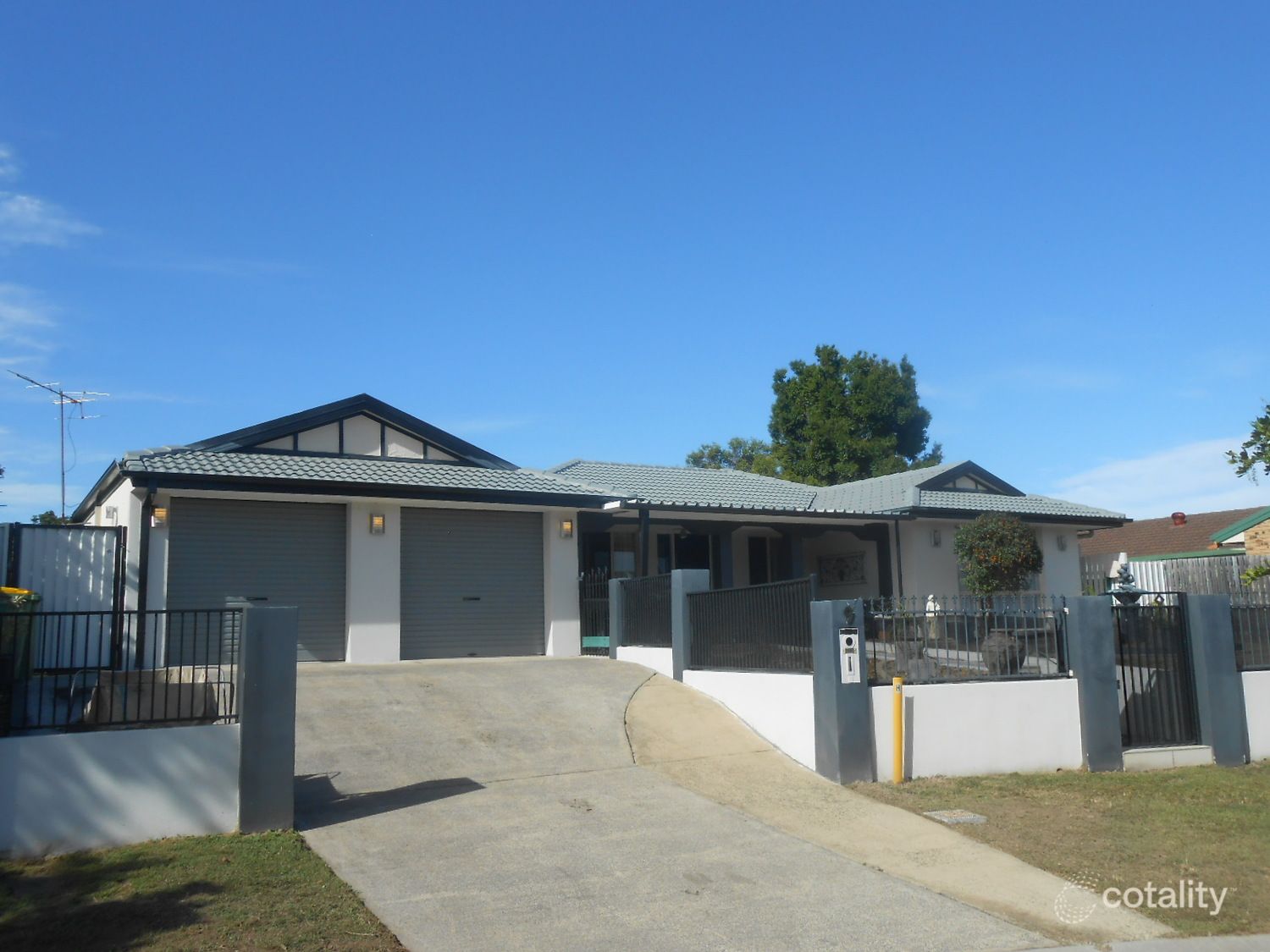9 Billabong Ct, Regents Park, QLD 4118