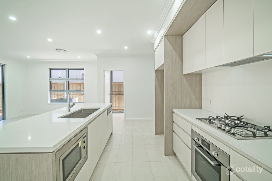 48 Forestwood Dr, Glenmore Park, NSW 2745