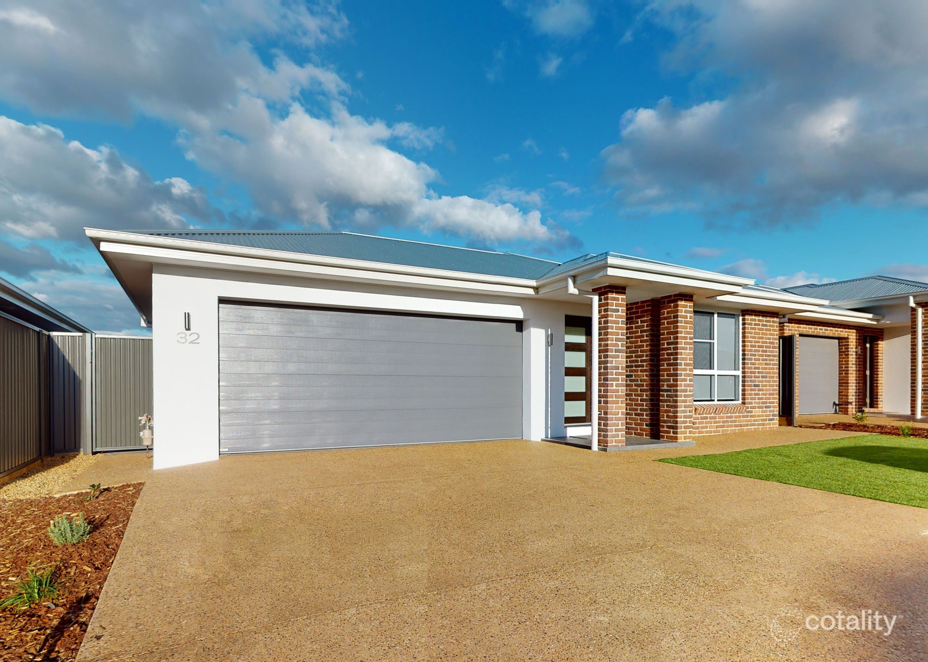 32 Manchurian Cct, Dubbo, NSW 2830
