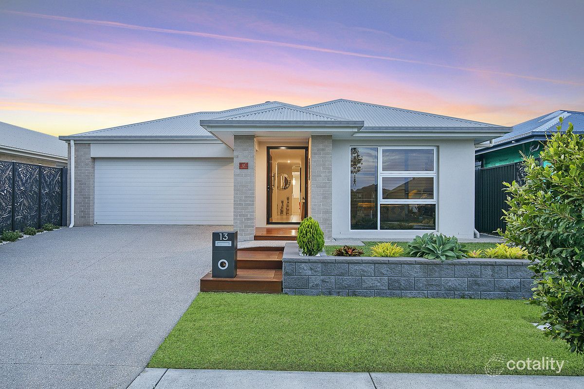 13 Summertaste Pde, Griffin, QLD 4503