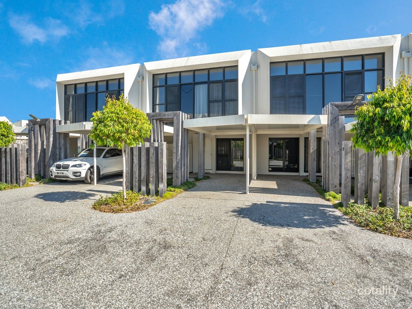 14 Peninsula Dr, Robina, QLD 4226