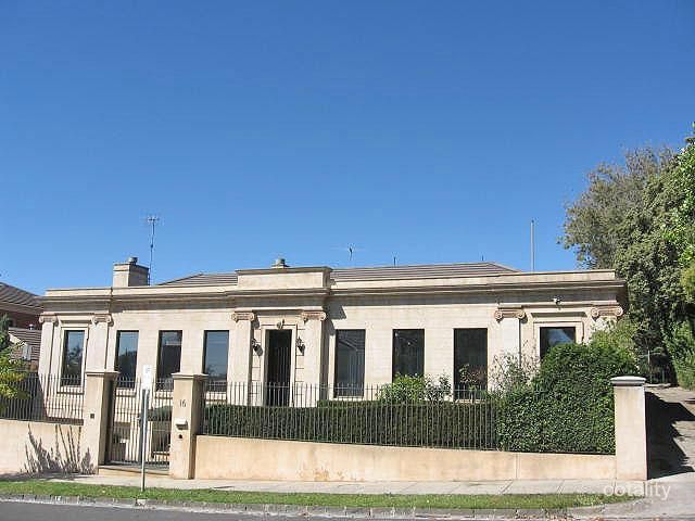 16 Glenbervie Rd, Toorak, VIC 3142
