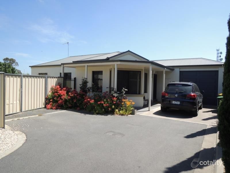 3/4 Gordon St, Heyfield, VIC 3858