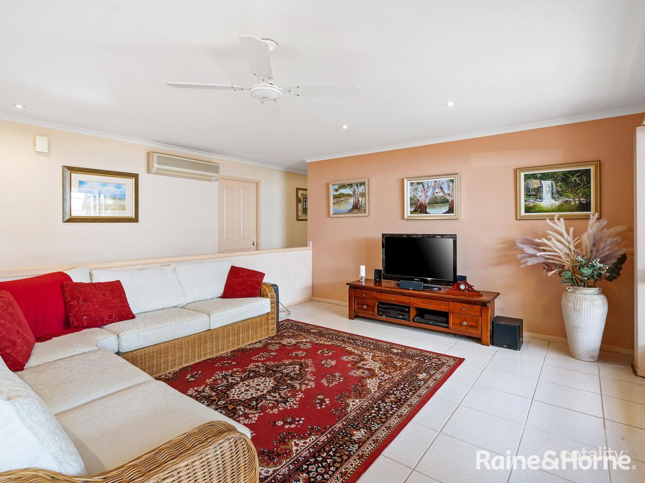 41 Greenvale Rd, Green Point, NSW 2251