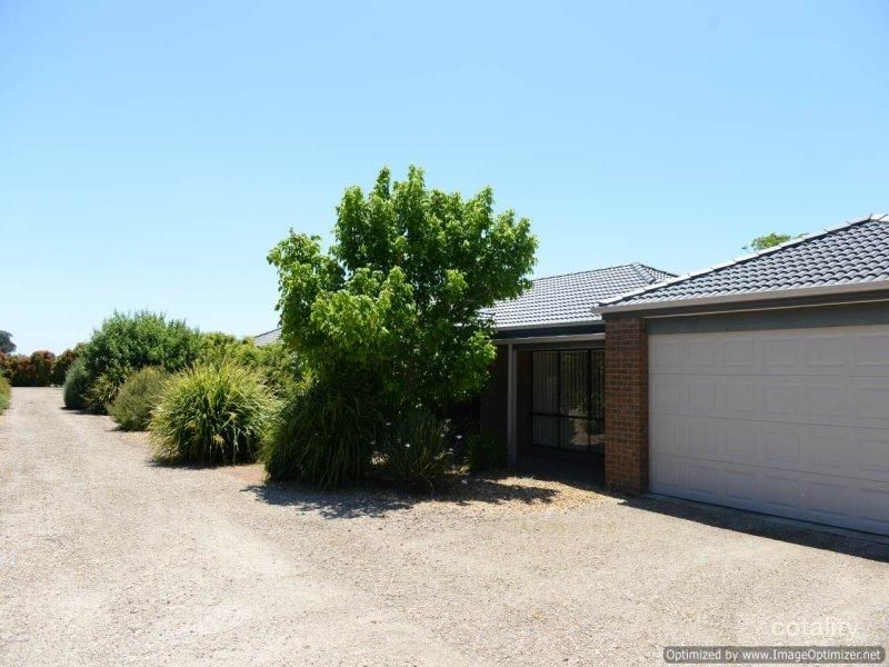 900 Fernbank-Lindenow South Rd, Fernbank, VIC 3864