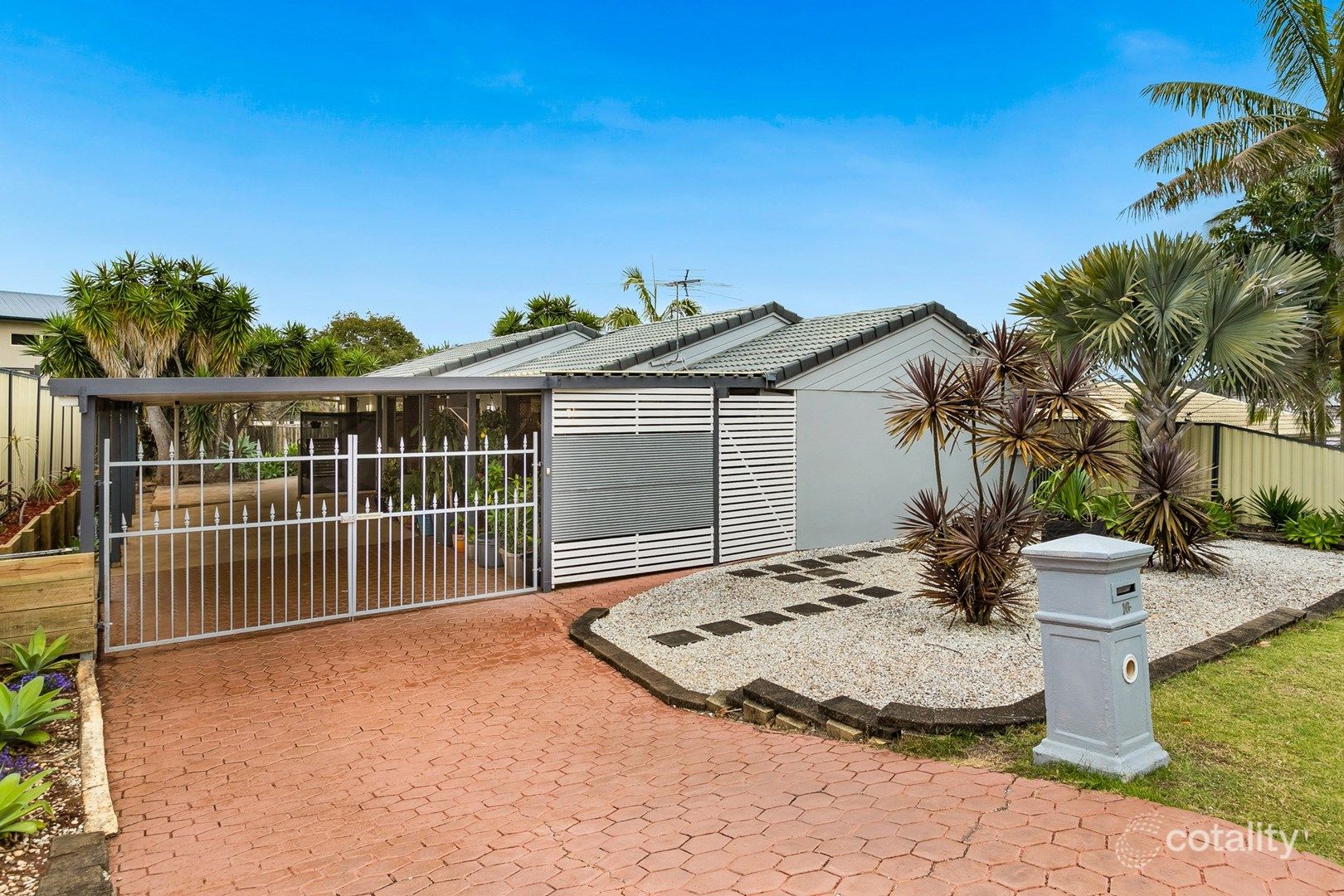 10 Sylvania St, Wellington Point, QLD 4160