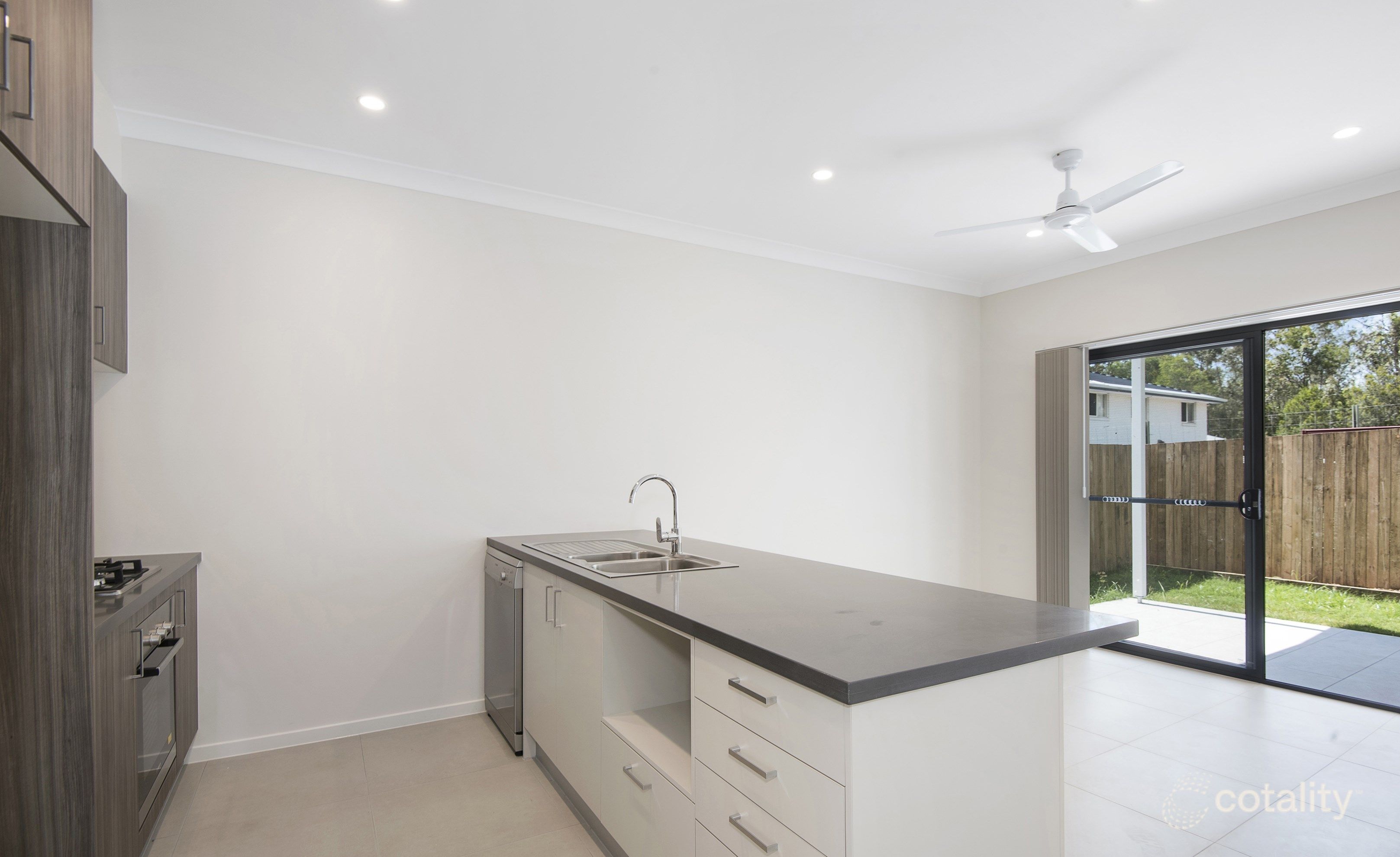 10 Arrosa St, Calamvale, QLD 4116