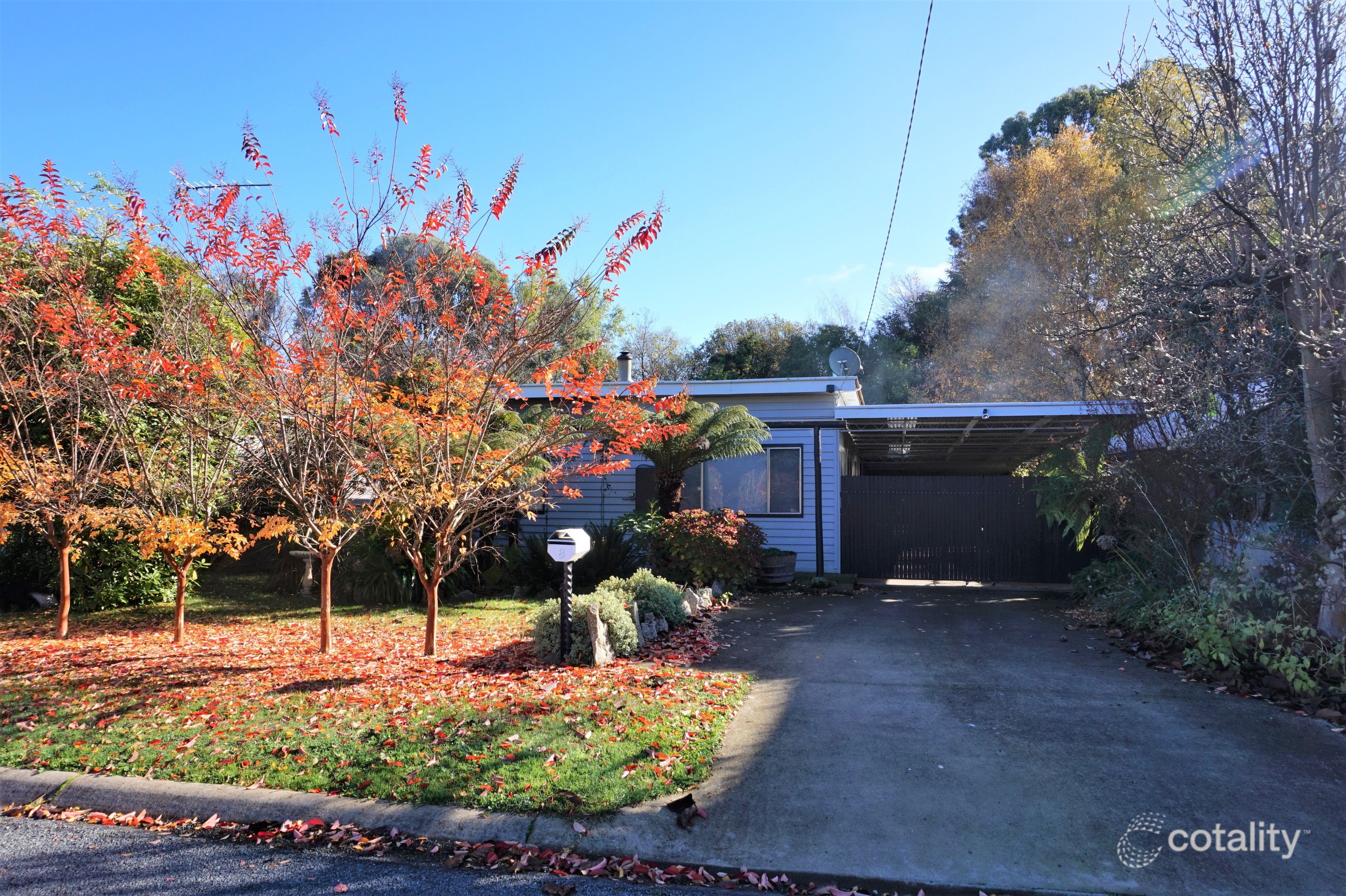 8 Atkinson Ct, Beechworth, VIC 3747