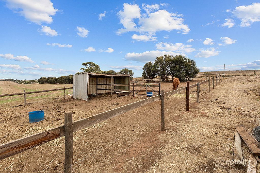 13 Hart Rd, Truro, SA 5356