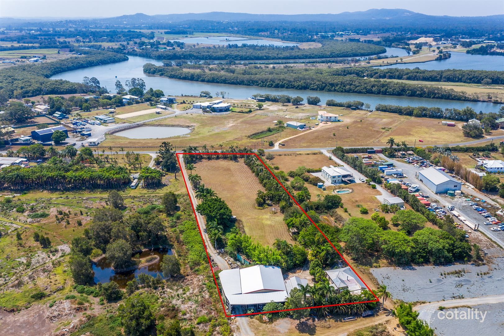 322 Rotary Park Rd, Alberton, QLD 4207