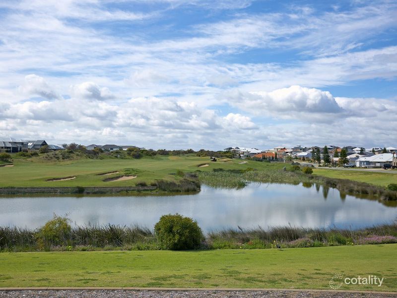 12 Cathedral App, Secret Harbour, WA 6173