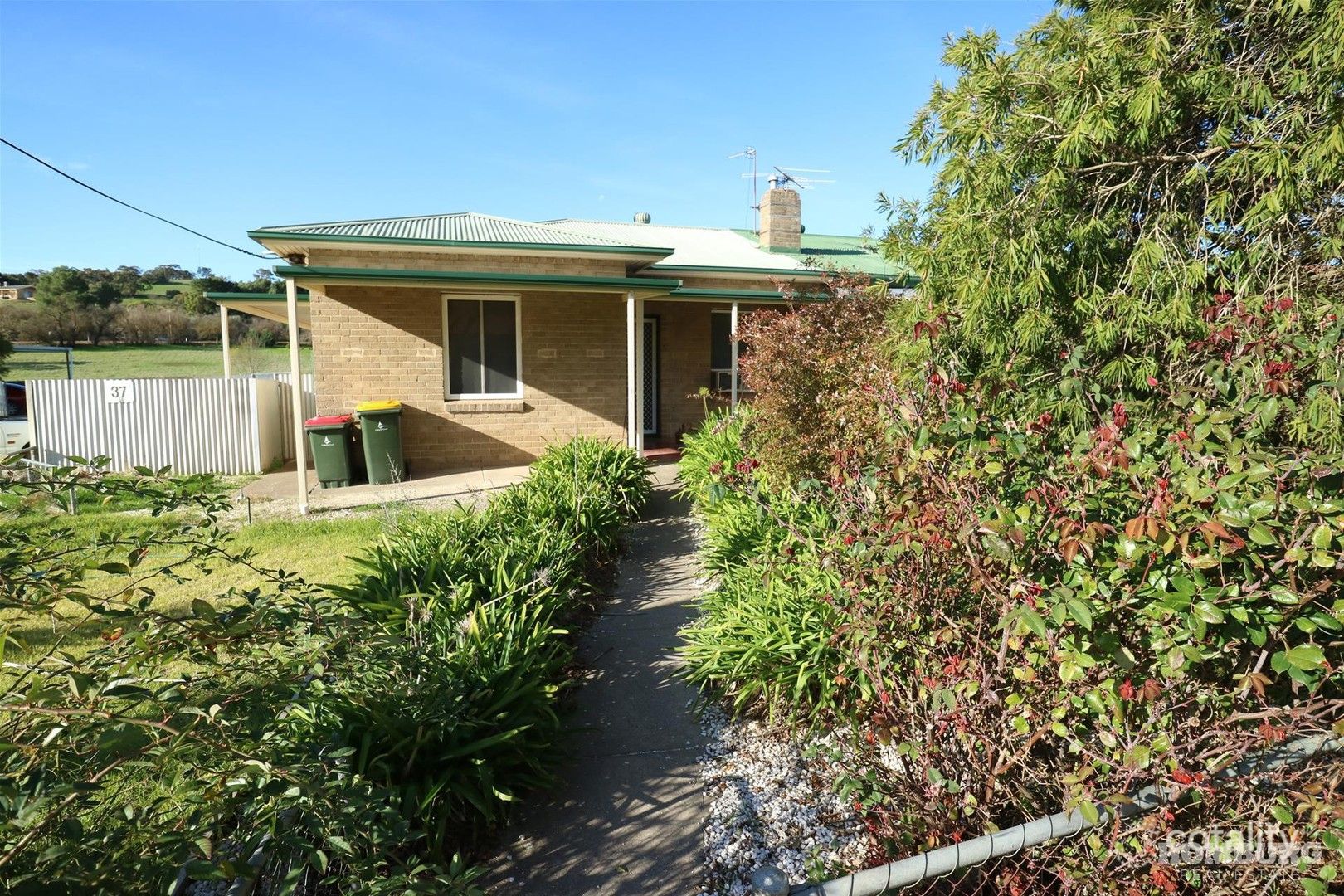 37 Jubilee Ave, Angaston, SA 5353