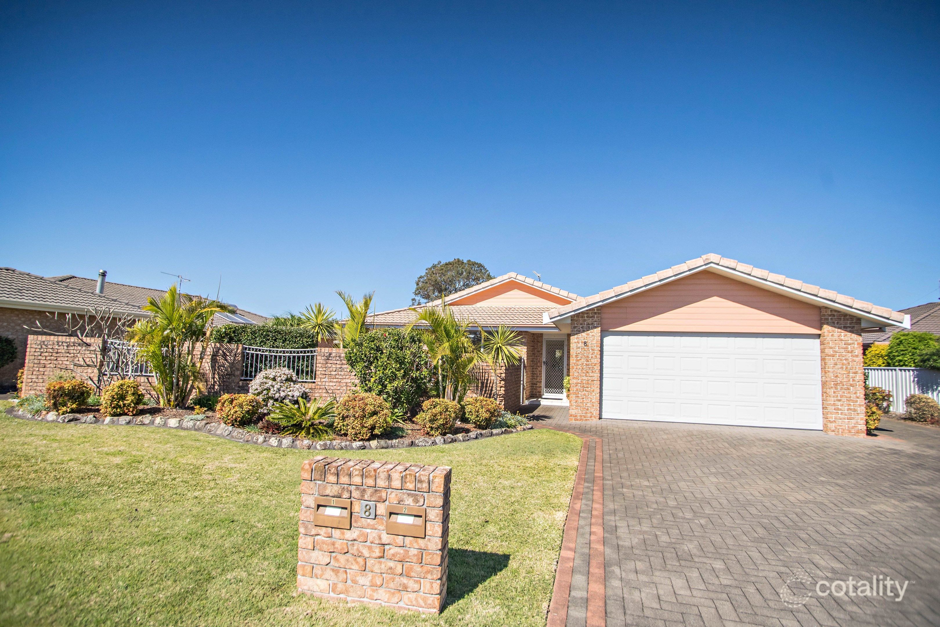 1/8 Amanda Cres, Forster, NSW 2428