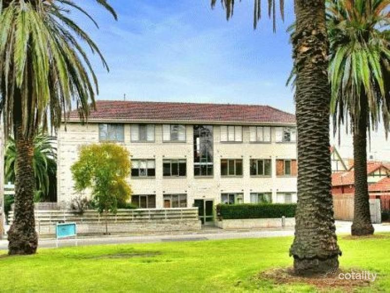 11/151 Glen Huntly Rd, Elwood, VIC 3184