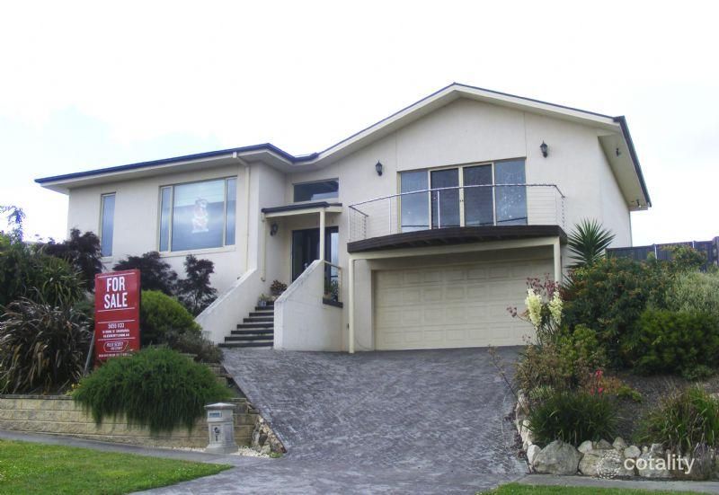 1 Valley View Pde, Korumburra, VIC 3950