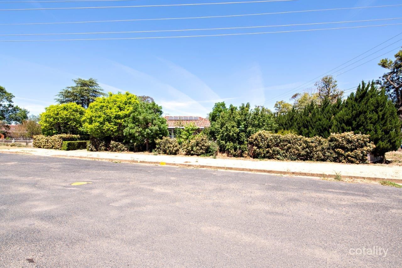 100 Derribong St, Narromine, NSW 2821