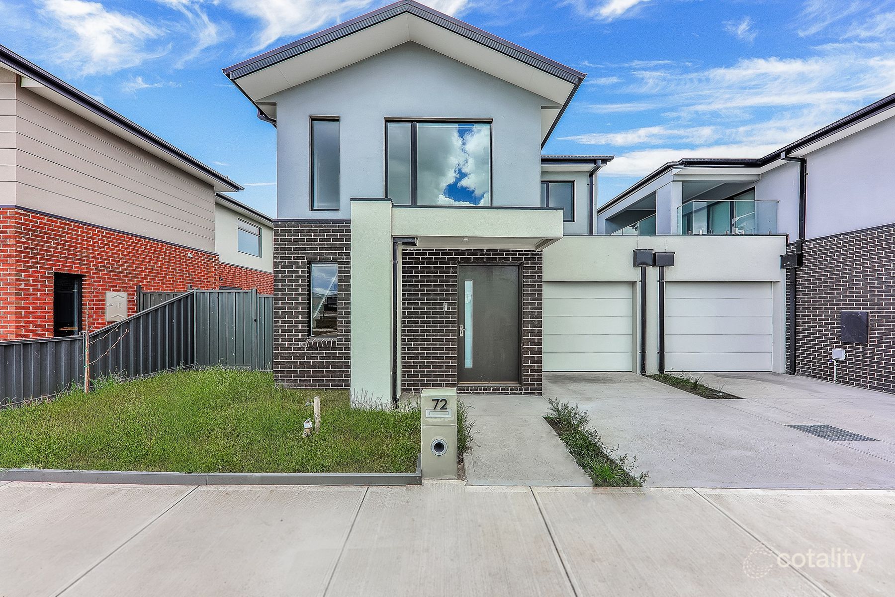 72 Dawnview Cres, Roxburgh Park, VIC 3064