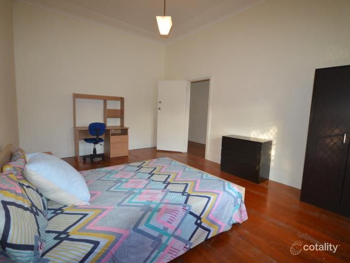 4 Dora St, Mayfield, NSW 2304