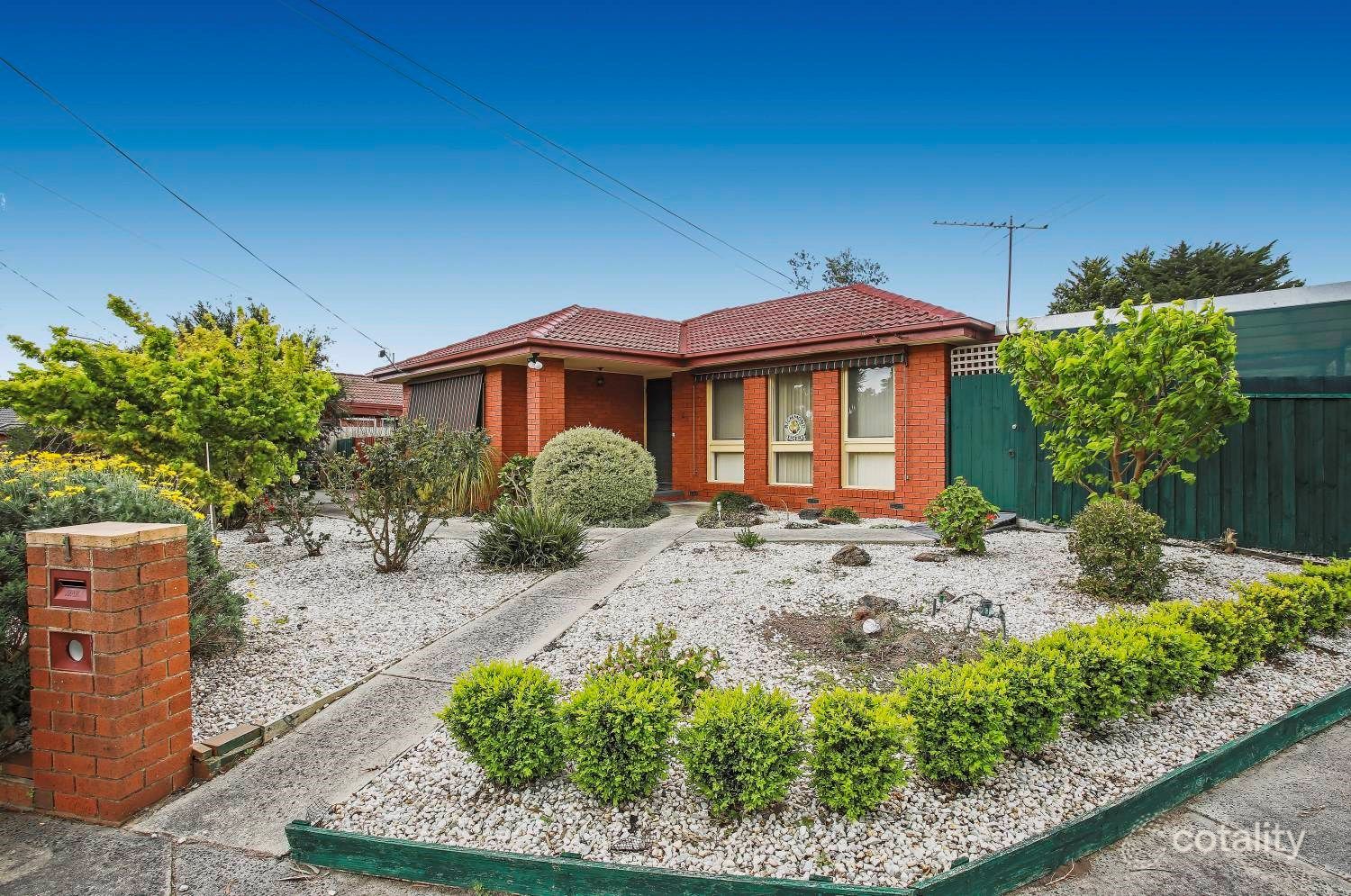 1 Hargrave Ct, Cranbourne, VIC 3977