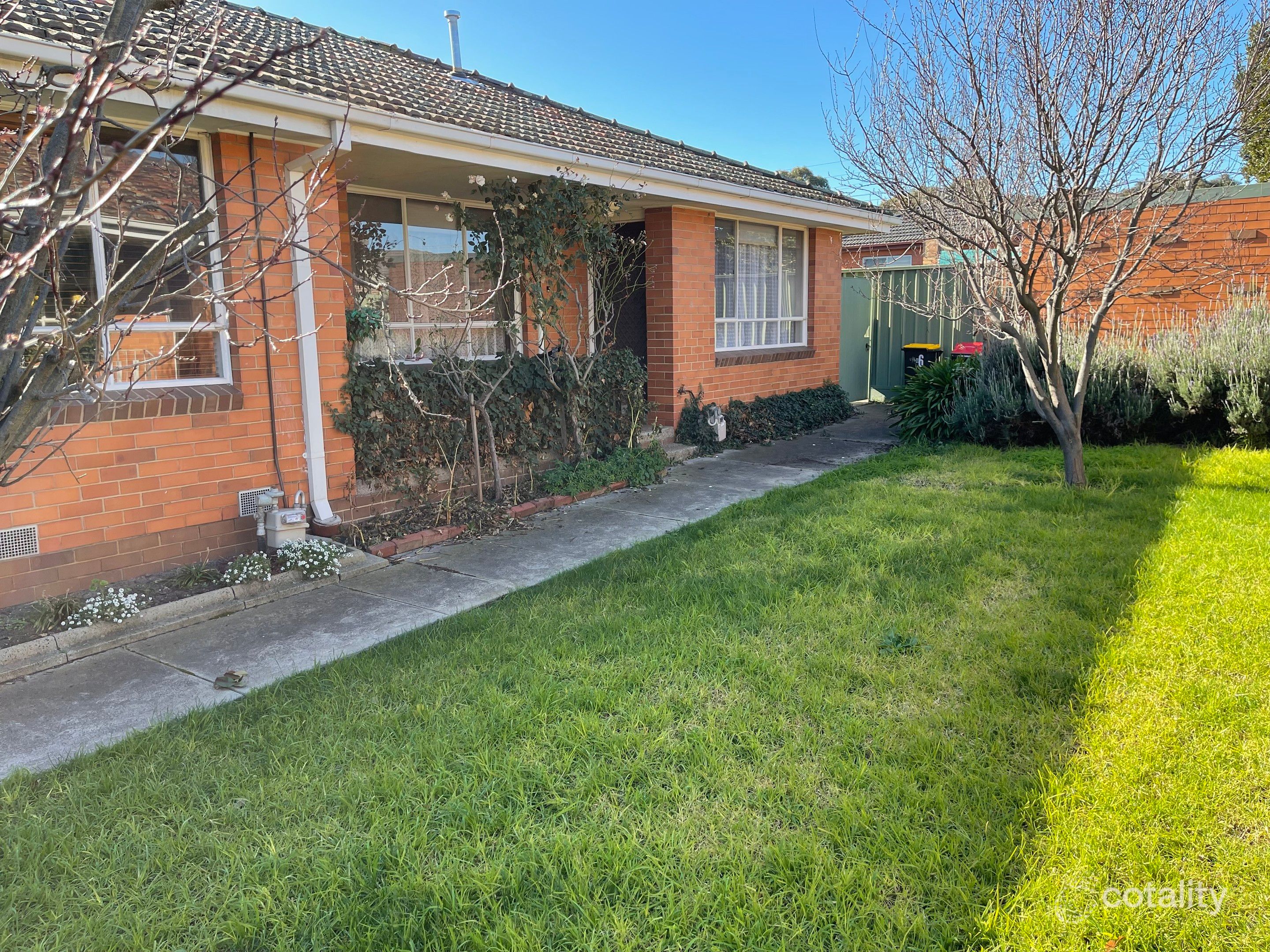 6/6-8 Clyde Ct, Oak Park, VIC 3046