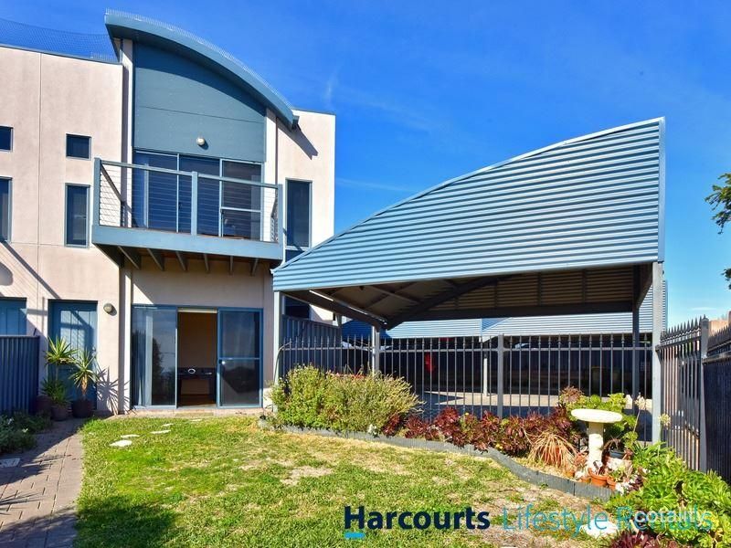 2a St Vincents Ave, Hallett Cove, SA 5158