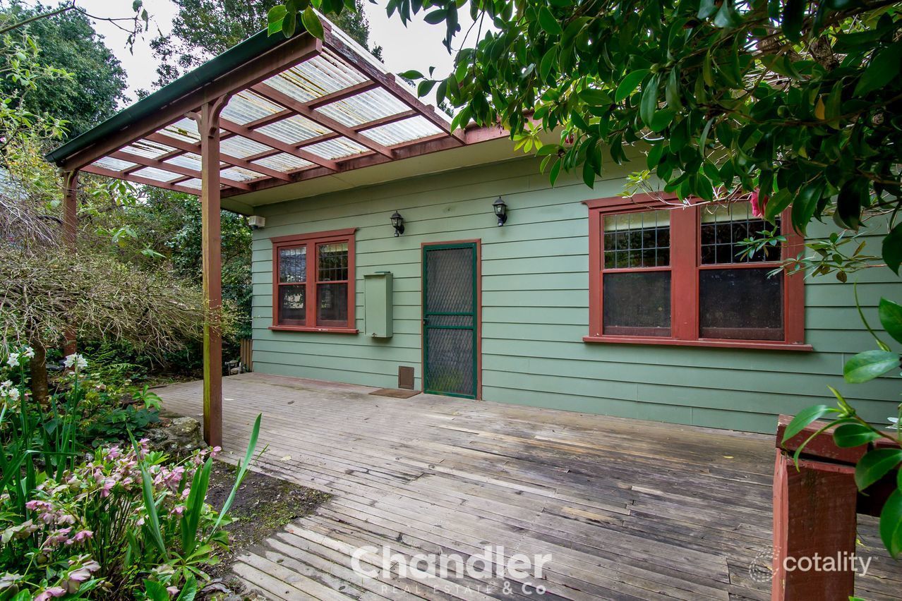 11 Wombalana Rd, Selby, VIC 3159