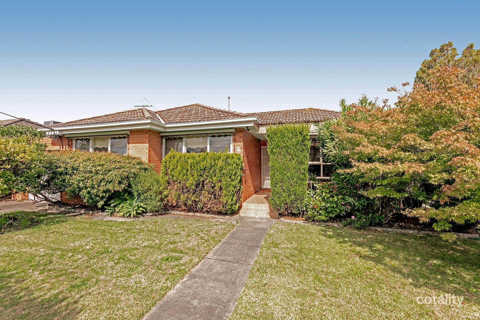 1/2 Waratah Ave, Glen Huntly, VIC 3163