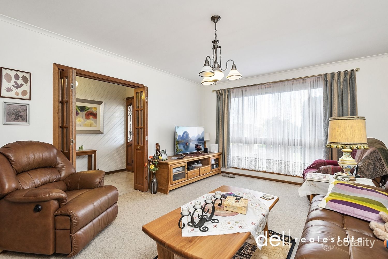 18 Delmont Ct, Endeavour Hills, VIC 3802