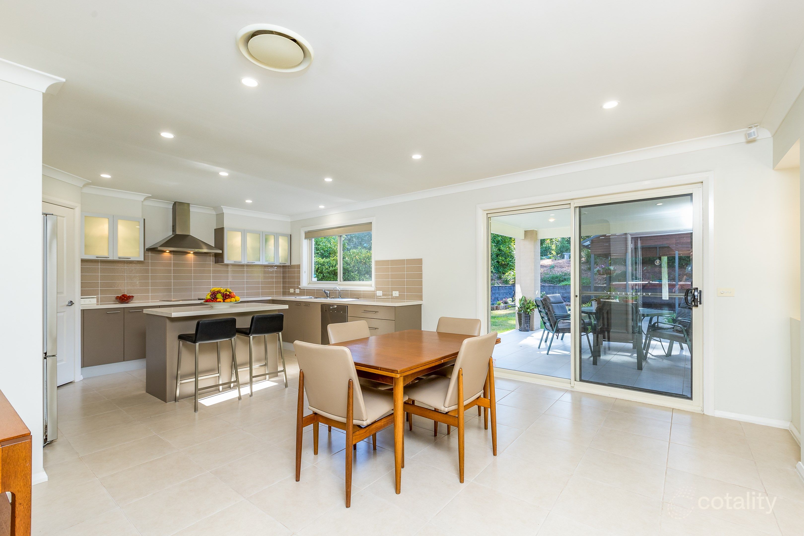 37 Sunningdale Cct, Medowie, NSW 2318