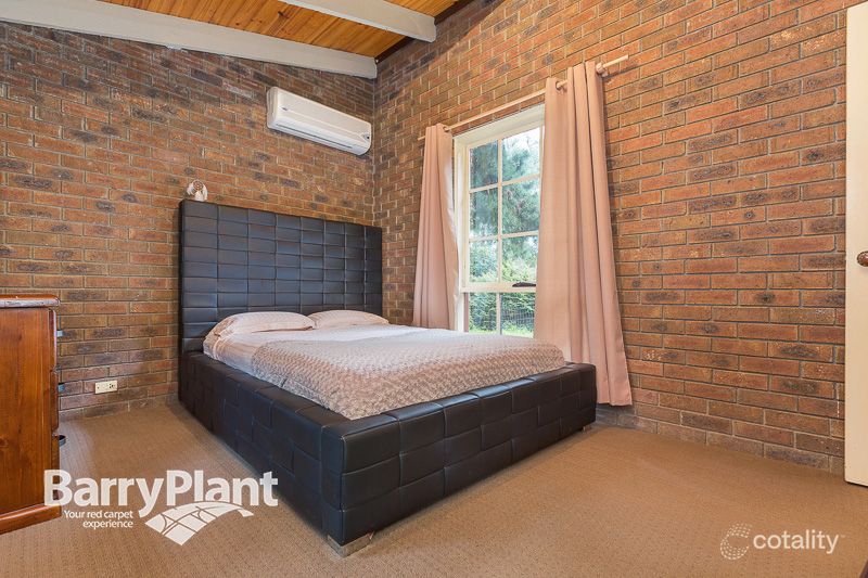 2/3 Anne St, Emerald, VIC 3782